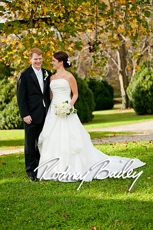 Oatlands Historic House and Gardens Weddings_wedding photography Oatlands Historic House and Gardens Virginia_Oatlands Historic House and Gardens Leesburg Virginia Wedding Photographer