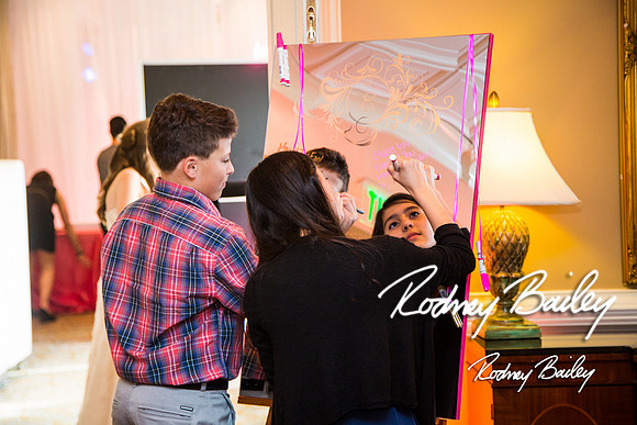 5-10-14_Mitzvah-Decor_Rodney Bailey_0114
