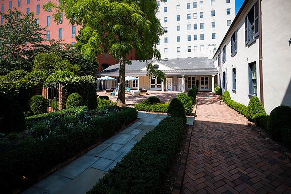 0085__Well-Dunn-Catering-Decatur-House-Washington-DC-Rodney-Bailey-Photography