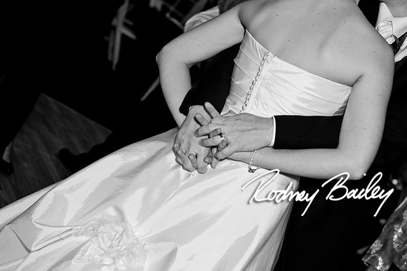 Oatlands Historic House and Gardens Weddings_wedding photography Oatlands Historic House and Gardens Virginia_Oatlands Historic House and Gardens Leesburg Virginia Wedding Photographer