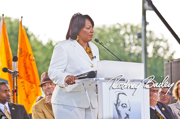 82611 - MLK 0604