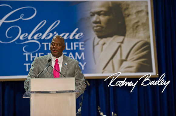 82511MLK Rodney Bailey 117