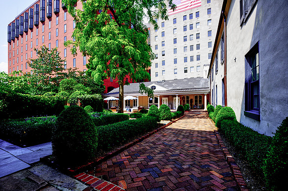0190__Well-Dunn-Catering-Decatur-House-Washington-DC-Rodney-Bailey-Photography