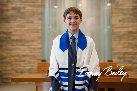 0128_4-15-26_Weimer-Bimah-Session-Bethesda-Maryland-Photographers-Rodney-Bailey-Photography