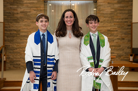 0134_4-15-26_Weimer-Bimah-Session-Bethesda-Maryland-Photographers-Rodney-Bailey-Photography