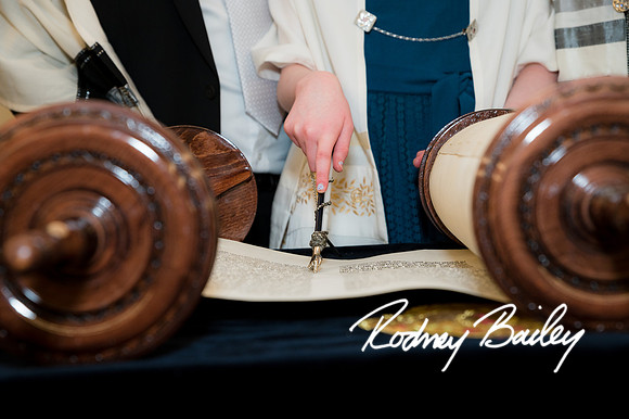 0035__12-3-22__Kate-Franck-Bat-Mitzvah-Photographers-Beth-Chaverim-Reform-Congregation-Virginia