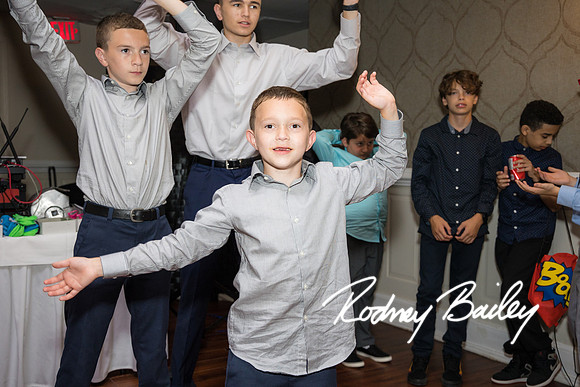 0042_Highlights__Tyler-Winans_Mitzvah-Bailey-photography