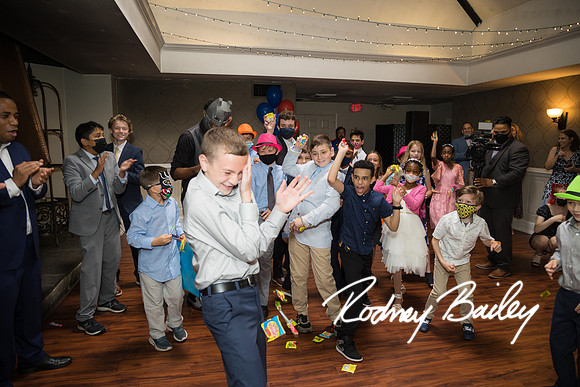 0020_Highlights__Tyler-Winans_Mitzvah-Bailey-photography