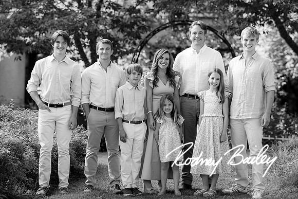 0006__5-27-26_Mosteller-Family-Photography-Session-Meadowlark-Gardens-Virginia-Rodney-Bailey-Photographer
