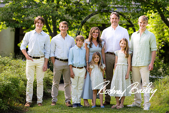 0015__5-27-26_Mosteller-Family-Photography-Session-Meadowlark-Gardens-Virginia-Rodney-Bailey-Photographer