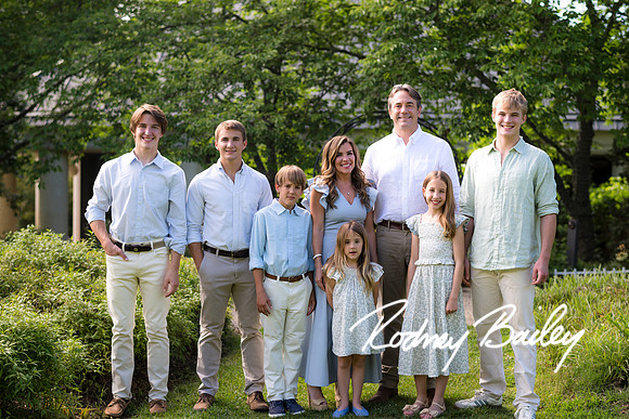 0024__5-27-26_Mosteller-Family-Photography-Session-Meadowlark-Gardens-Virginia-Rodney-Bailey-Photographer