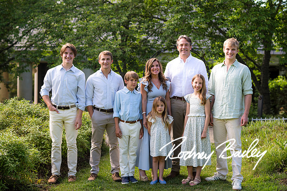 0025__5-27-26_Mosteller-Family-Photography-Session-Meadowlark-Gardens-Virginia-Rodney-Bailey-Photographer