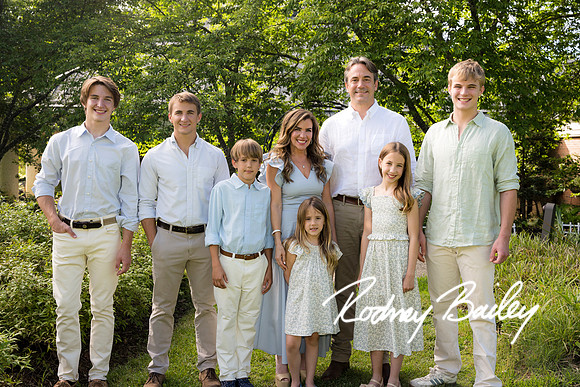 0031__5-27-26_Mosteller-Family-Photography-Session-Meadowlark-Gardens-Virginia-Rodney-Bailey-Photographer