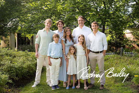 0044__5-27-26_Mosteller-Family-Photography-Session-Meadowlark-Gardens-Virginia-Rodney-Bailey-Photographer