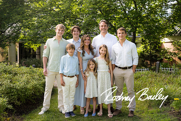 0042__5-27-26_Mosteller-Family-Photography-Session-Meadowlark-Gardens-Virginia-Rodney-Bailey-Photographer