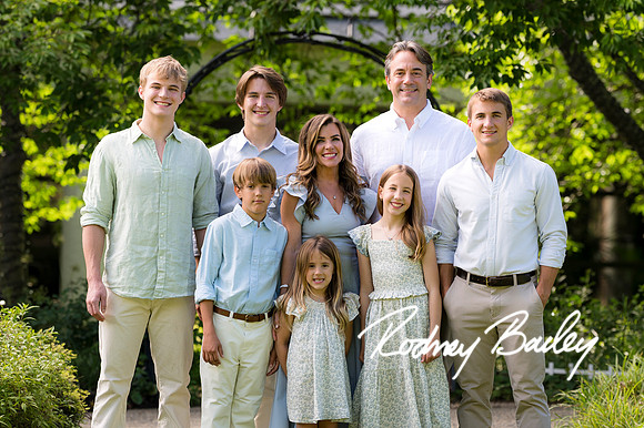 0049__5-27-26_Mosteller-Family-Photography-Session-Meadowlark-Gardens-Virginia-Rodney-Bailey-Photographer