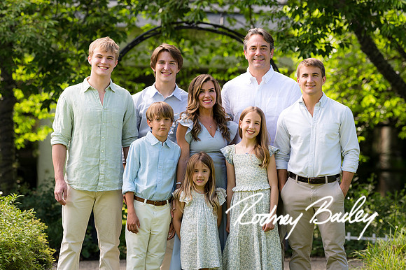 0051__5-27-26_Mosteller-Family-Photography-Session-Meadowlark-Gardens-Virginia-Rodney-Bailey-Photographer