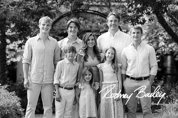 0052__5-27-26_Mosteller-Family-Photography-Session-Meadowlark-Gardens-Virginia-Rodney-Bailey-Photographer
