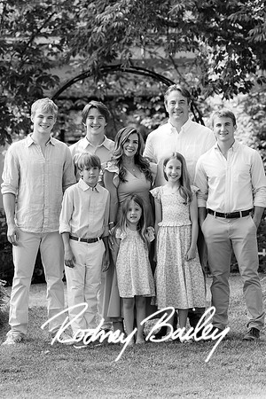 0055__5-27-26_Mosteller-Family-Photography-Session-Meadowlark-Gardens-Virginia-Rodney-Bailey-Photographer