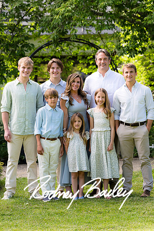 0054__5-27-26_Mosteller-Family-Photography-Session-Meadowlark-Gardens-Virginia-Rodney-Bailey-Photographer