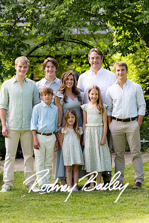 0058__5-27-26_Mosteller-Family-Photography-Session-Meadowlark-Gardens-Virginia-Rodney-Bailey-Photographer