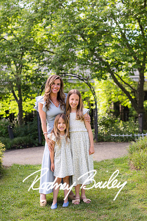 0073__5-27-26_Mosteller-Family-Photography-Session-Meadowlark-Gardens-Virginia-Rodney-Bailey-Photographer