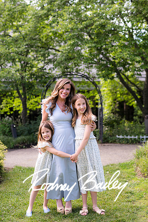 0085__5-27-26_Mosteller-Family-Photography-Session-Meadowlark-Gardens-Virginia-Rodney-Bailey-Photographer