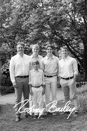 0108__5-27-26_Mosteller-Family-Photography-Session-Meadowlark-Gardens-Virginia-Rodney-Bailey-Photographer