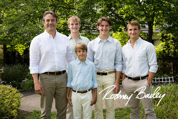 0119__5-27-26_Mosteller-Family-Photography-Session-Meadowlark-Gardens-Virginia-Rodney-Bailey-Photographer