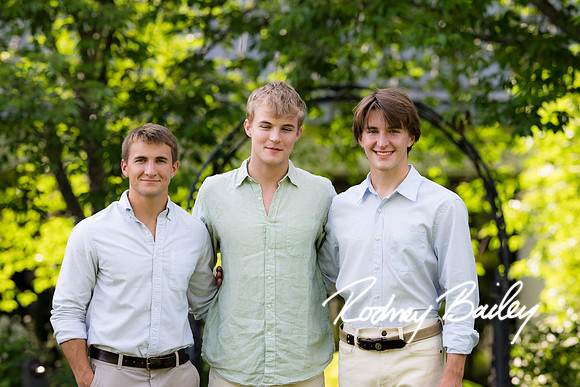 0142__5-27-26_Mosteller-Family-Photography-Session-Meadowlark-Gardens-Virginia-Rodney-Bailey-Photographer