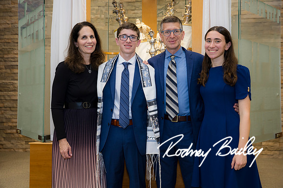 0122__10-1-26_Benjamin-Diamant-Bimah-Session-Rodney-Bailey-Photography-Bethesda-Maryland