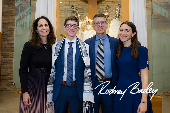 0132__10-1-26_Benjamin-Diamant-Bimah-Session-Rodney-Bailey-Photography-Bethesda-Maryland