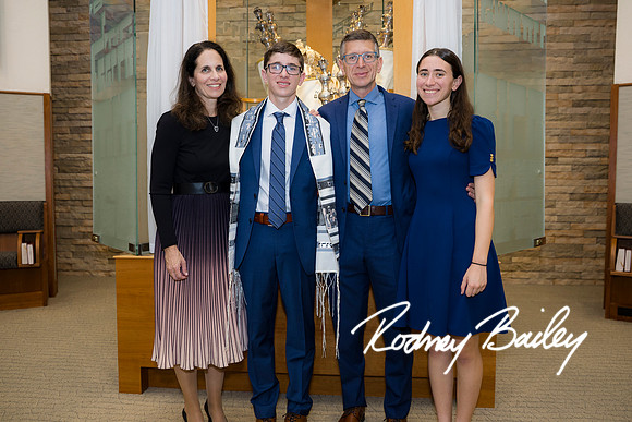 0124__10-1-26_Benjamin-Diamant-Bimah-Session-Rodney-Bailey-Photography-Bethesda-Maryland
