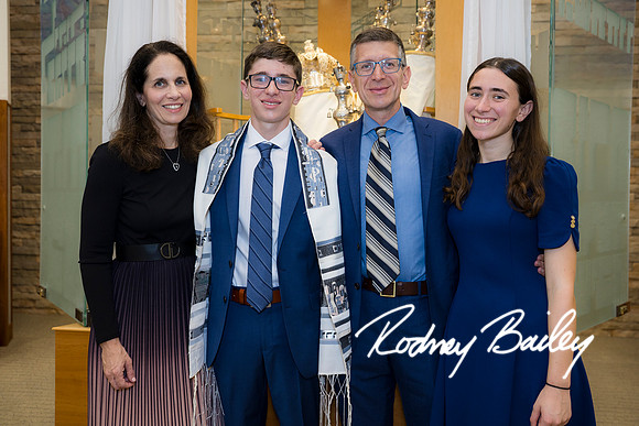 0131__10-1-26_Benjamin-Diamant-Bimah-Session-Rodney-Bailey-Photography-Bethesda-Maryland