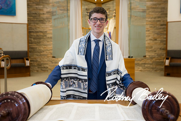0016__10-1-26_Benjamin-Diamant-Bimah-Session-Rodney-Bailey-Photography-Bethesda-Maryland