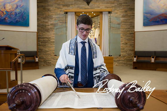 0117__10-1-26_Benjamin-Diamant-Bimah-Session-Rodney-Bailey-Photography-Bethesda-Maryland