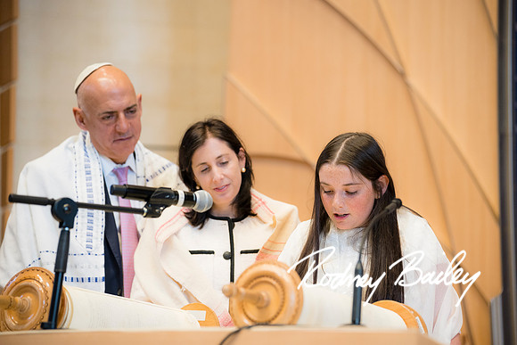 0308__4-8-24_Bimah-Olivia-Wachs-Bat-Mitzvah-Adas-Israel-Congregation-DC-Rodney-Bailey-photographers