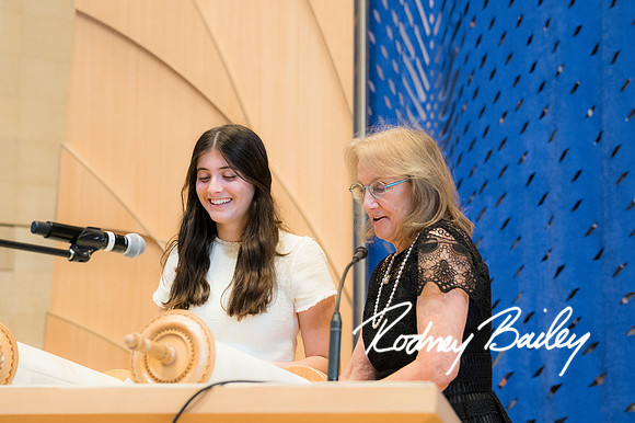 0216__4-8-24_Bimah-Olivia-Wachs-Bat-Mitzvah-Adas-Israel-Congregation-DC-Rodney-Bailey-photographers