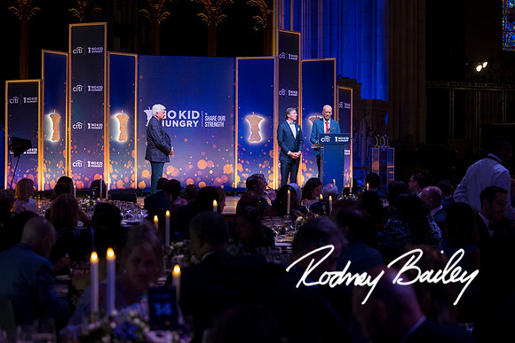 0945___6-13-2024_No-Kid-Hungry-DC-Donor-Dinner-national-Cathedral-Washington-DC-Rodney-Bailey-Photography-event-photographers