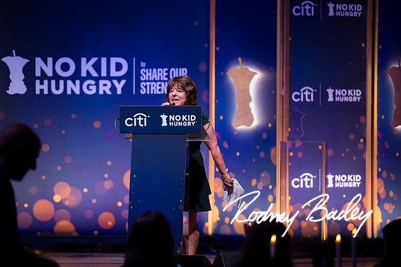 1387___6-13-2024_No-Kid-Hungry-DC-Donor-Dinner-national-Cathedral-Washington-DC-Rodney-Bailey-Photography-event-photographers