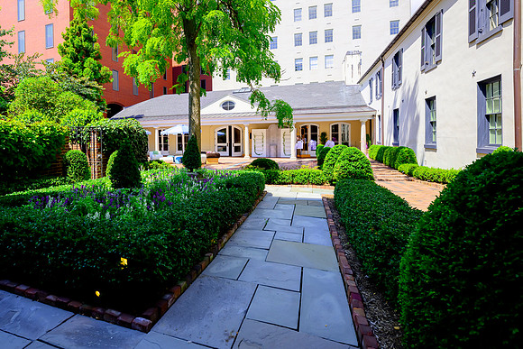 0191__Well-Dunn-Catering-Decatur-House-Washington-DC-Rodney-Bailey-Photography