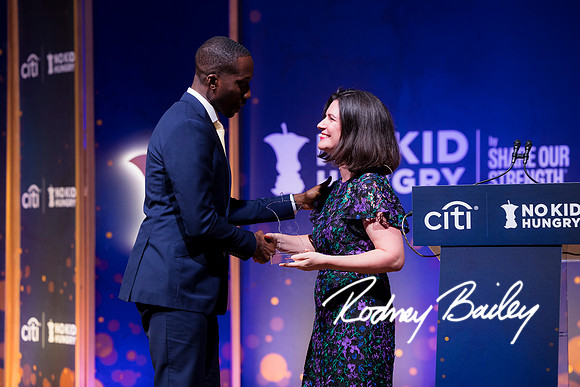 1636___6-13-2024_No-Kid-Hungry-DC-Donor-Dinner-national-Cathedral-Washington-DC-Rodney-Bailey-Photography-event-photographers
