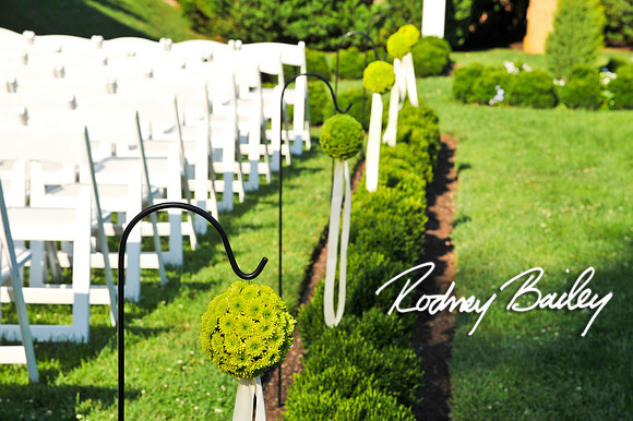 Oatlands Historic House and Gardens Weddings_wedding photography Oatlands Historic House and Gardens Virginia_Oatlands Historic House and Gardens Leesburg Virginia Wedding Photographer