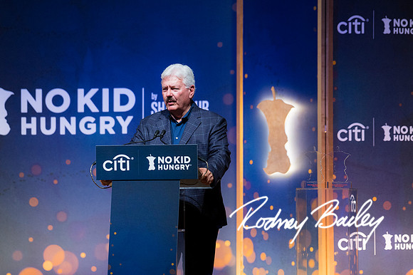0873___6-13-2024_No-Kid-Hungry-DC-Donor-Dinner-national-Cathedral-Washington-DC-Rodney-Bailey-Photography-event-photographers