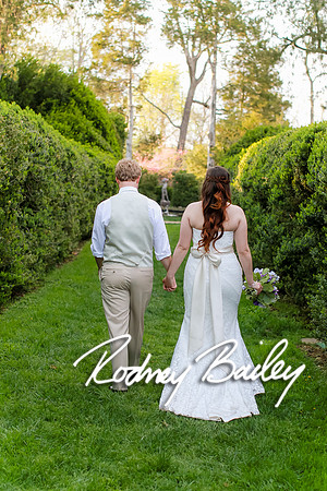 Oatlands Historic House and Gardens Weddings_wedding photography Oatlands Historic House and Gardens Virginia_Oatlands Historic House and Gardens Leesburg Virginia Wedding Photographer