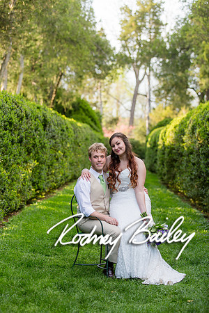 Oatlands Historic House and Gardens Weddings_wedding photography Oatlands Historic House and Gardens Virginia_Oatlands Historic House and Gardens Leesburg Virginia Wedding Photographer
