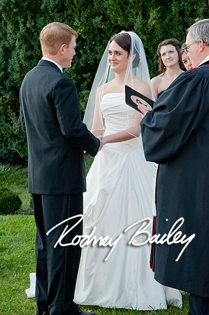 Oatlands Historic House and Gardens Weddings_wedding photography Oatlands Historic House and Gardens Virginia_Oatlands Historic House and Gardens Leesburg Virginia Wedding Photographer