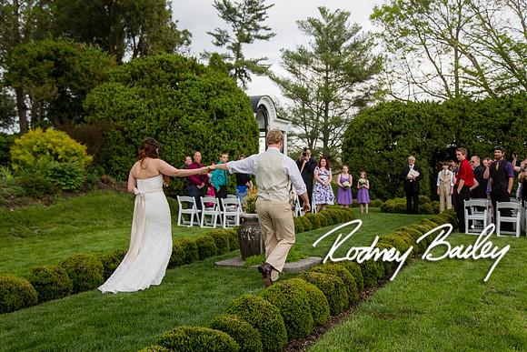 Oatlands Historic House and Gardens Weddings_wedding photography Oatlands Historic House and Gardens Virginia_Oatlands Historic House and Gardens Leesburg Virginia Wedding Photographer
