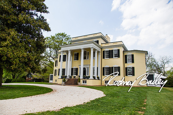 Oatlands Historic House and Gardens Weddings_wedding photography Oatlands Historic House and Gardens Virginia_Oatlands Historic House and Gardens Leesburg Virginia Wedding Photographer