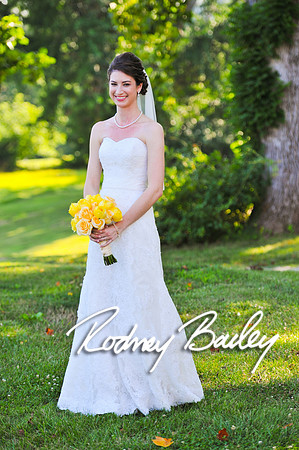 Oatlands Historic House and Gardens Weddings_wedding photography Oatlands Historic House and Gardens Virginia_Oatlands Historic House and Gardens Leesburg Virginia Wedding Photographer